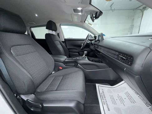 Certified 2026 Honda HR-V LX image 18