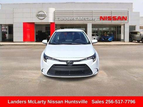 Used 2023 Toyota Corolla LE image 11