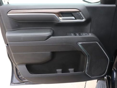 Used 2023 Chevrolet Silverado 1500 LT image 31