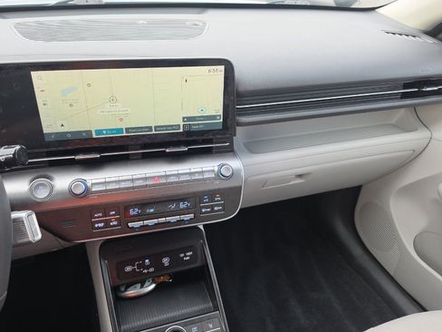 Used 2024 Hyundai Kona SEL FWD image 8