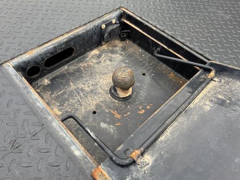 Used 2022 Chevrolet Silverado 3500 LT w/ Convenience Package image 14