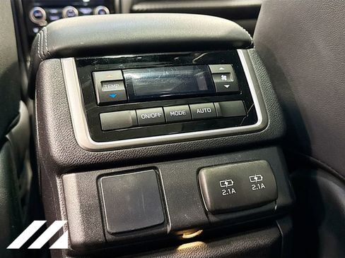 Used 2022 Subaru Ascent Onyx Edition image 27