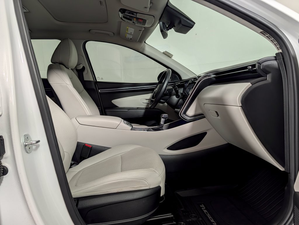 Used 2023 Hyundai Tucson SEL w/ Convenience Package FWD image 12