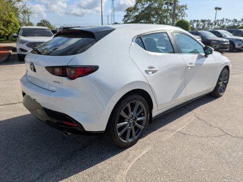 Used 2023 MAZDA MAZDA3 s image 4