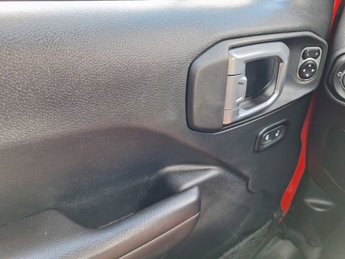 Used 2021 Jeep Wrangler Unlimited Sport image 18