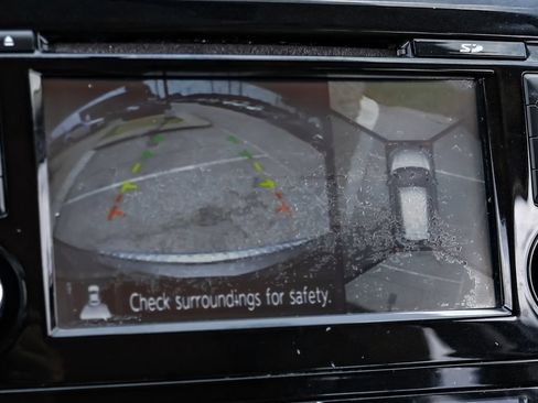 Used 2014 Nissan Rogue SL FWD image 18