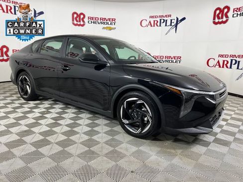 Used 2025 Kia K4 EX image 1