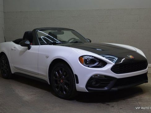 Used 2018 FIAT 124 Spider Abarth w/ Convenience Group image 1
