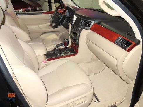 Used 2010 Lexus LX 570 4WD image 5