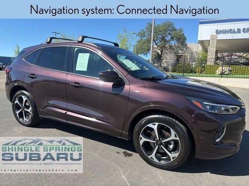 Used 2023 Ford Escape ST-Line Elite w/ Premium Technology Package image 2