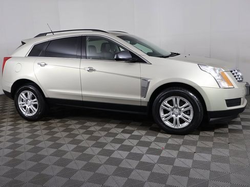 Used 2014 Cadillac SRX FWD image 16