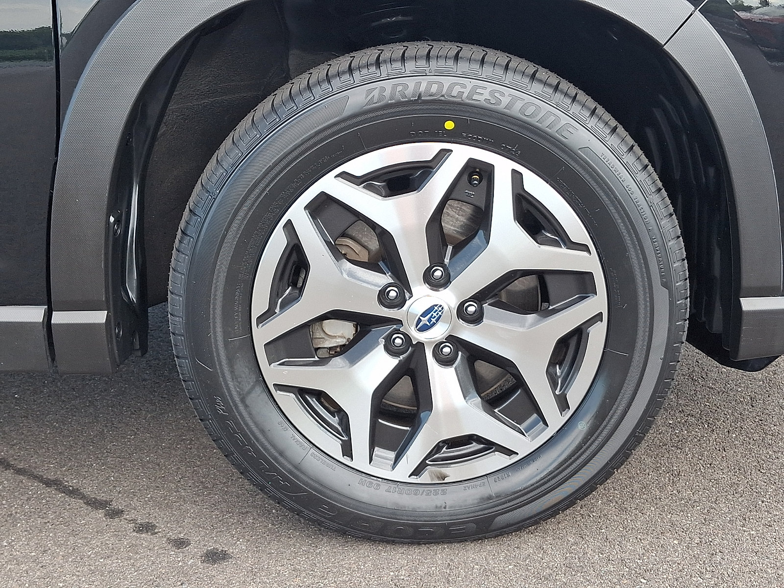 Certified 2023 Subaru Forester Premium AWD/4WD image 9