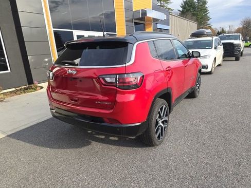 Certified 2024 Jeep Compass Limited w/ Elite Group image 6