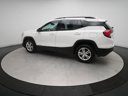 Used 2020 GMC Terrain SLE w/ Driver Convenience Package image 12