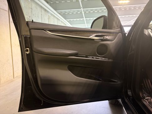 Used 2018 BMW X5 xDrive40e AWD/4WD image 20