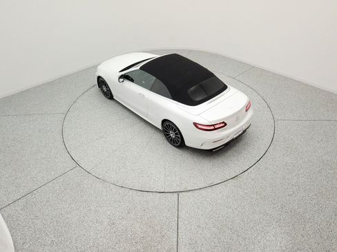 Used 2023 Mercedes-Benz E 450 Cabriolet w/ AMG Line image 19