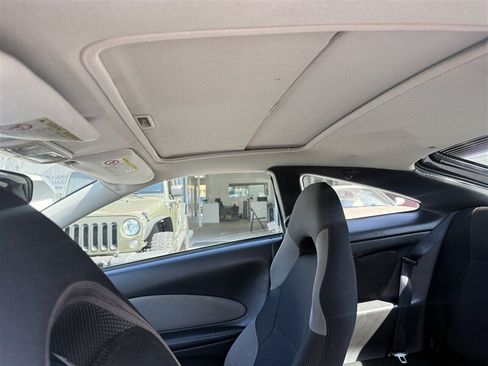 Used 2003 Toyota Celica GT FWD image 11