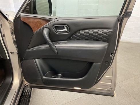 Used 2019 INFINITI QX80 Luxe w/ 22" Wheel Package image 27