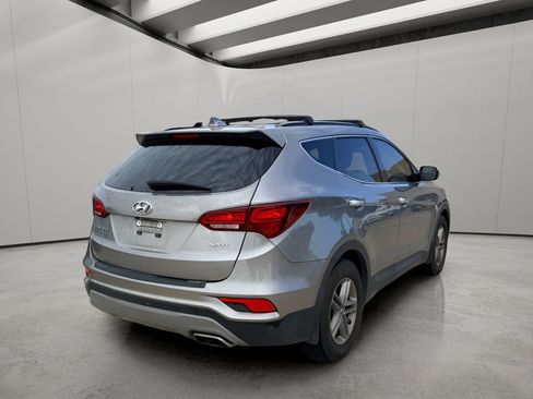 Used 2018 Hyundai Santa Fe Sport FWD image 5