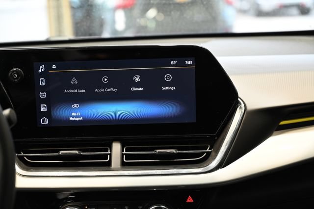 Used 2026 Chevrolet Trax LT FWD image 15