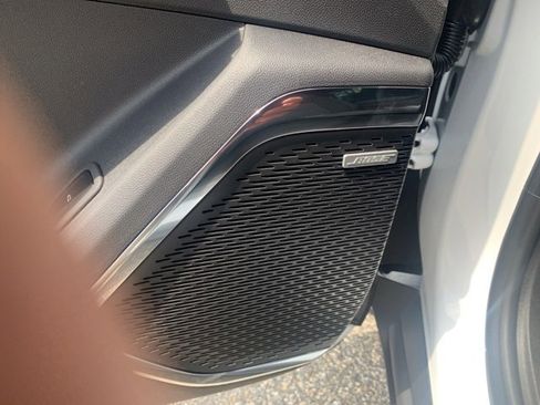 New 2026 GMC Acadia Elevation image 20