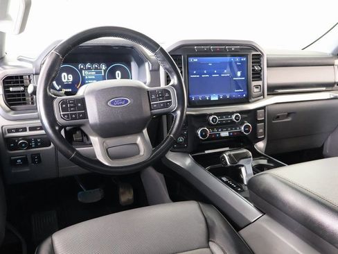 Used 2022 Ford F150 Lariat w/ Trailer Tow Package image 2