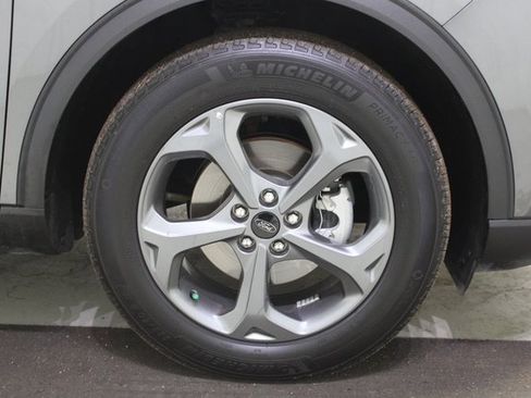 Used 2025 Ford Escape ST-Line image 28