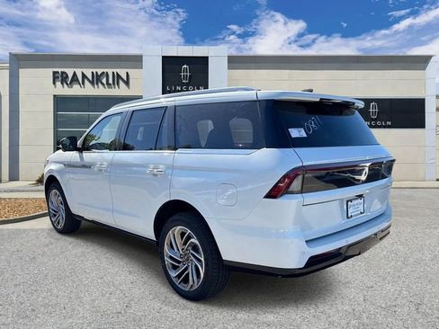 New 2026 Lincoln Navigator Reserve AWD/4WD image 5