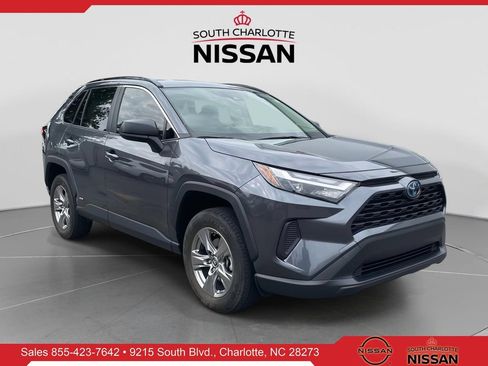 Used 2023 Toyota RAV4 LE AWD/4WD image 1