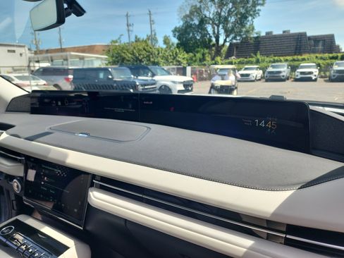 New 2026 Lincoln Navigator L Reserve AWD/4WD image 31