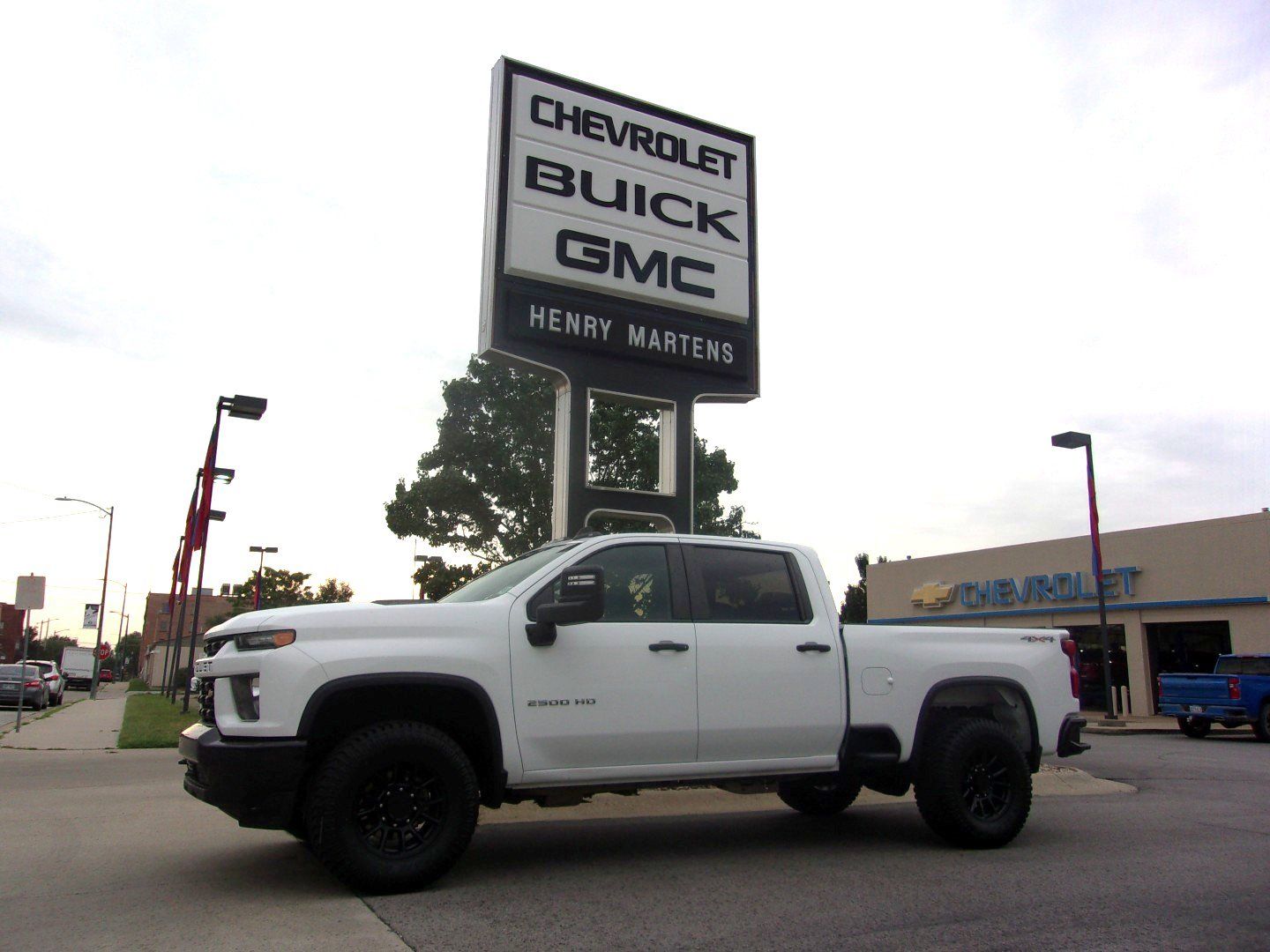 Certified 2021 Chevrolet Silverado 2500 Custom w/ Custom Value Package AWD/4WD image 1