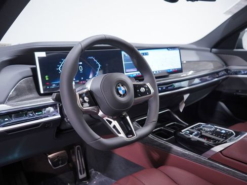 New 2026 BMW 760i xDrive w/ Executive Package image 6