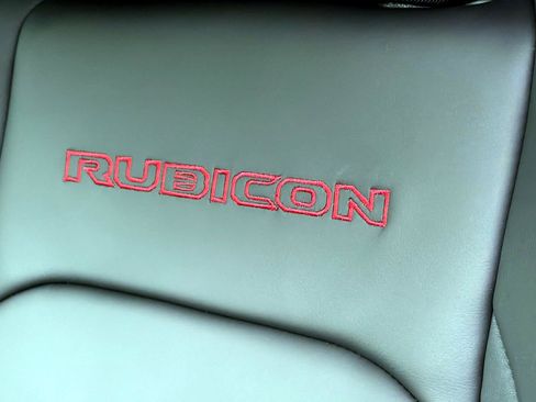New 2026 Jeep Gladiator Rubicon AWD/4WD image 13