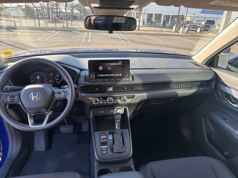 Used 2023 Honda CR-V LX image 16