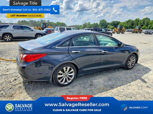 Used 2013 Hyundai Sonata SE w/ Navigation & Sunroof Pkg FWD image 4