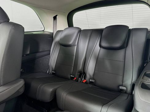 New 2026 Mercedes-Benz GLS 450 4MATIC image 8