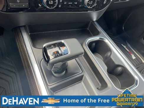 Used 2024 Chevrolet Silverado 1500 RST AWD/4WD image 16