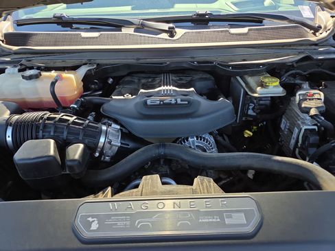 Used 2022 Jeep Grand Wagoneer Series II AWD/4WD image 17