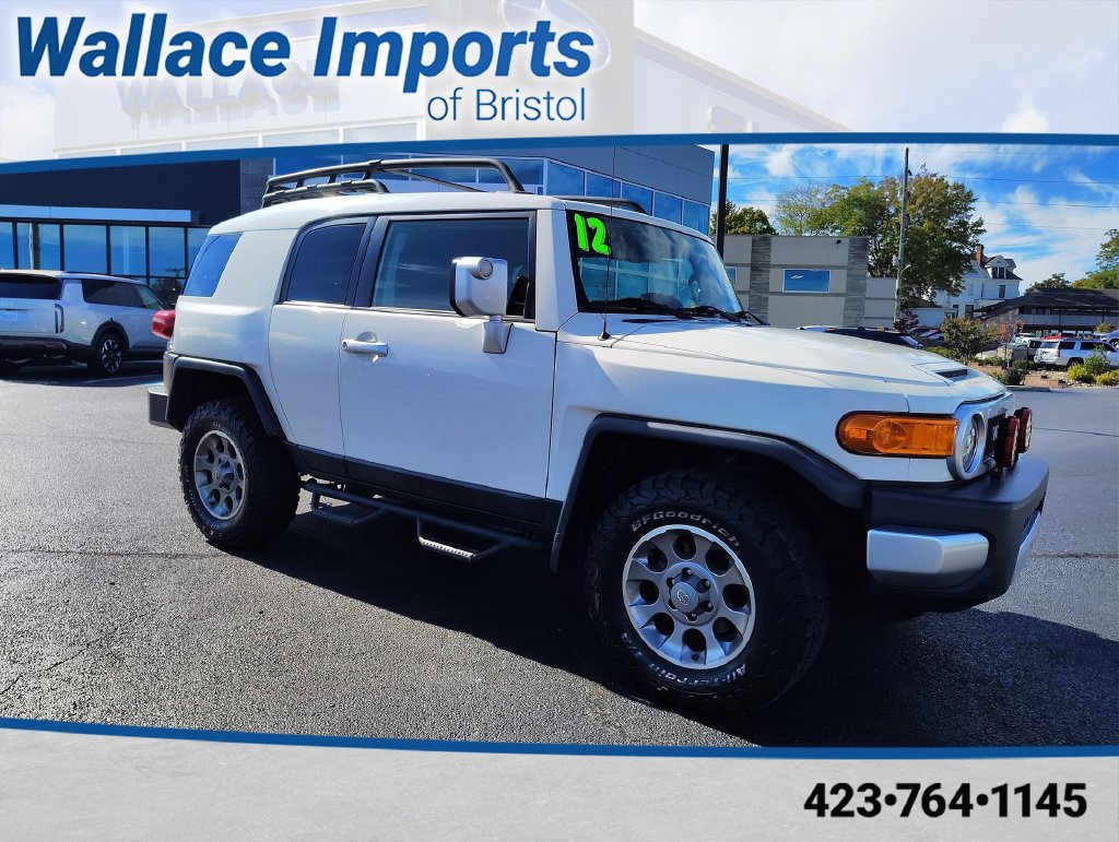 Used 2012 Toyota FJ Cruiser 4WD w/ Upgrade Pkg image 1
