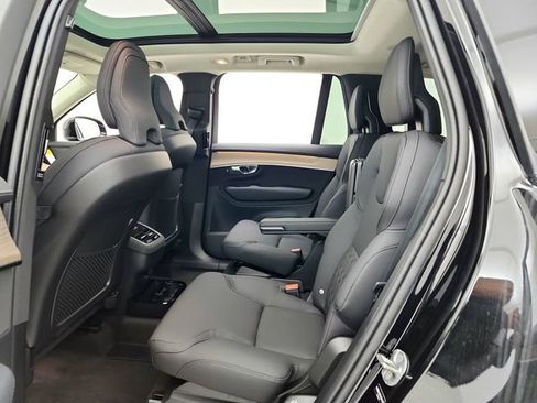 New 2026 Volvo XC90 B6 Plus w/ Protection Package image 28