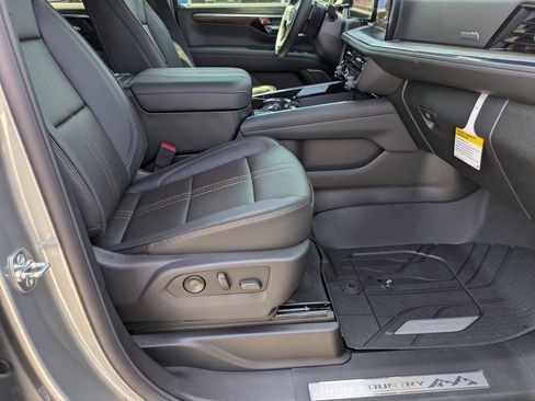 New 2026 Chevrolet Tahoe High Country AWD/4WD image 42