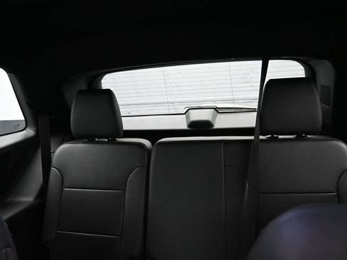 Used 2023 Chevrolet Traverse High Country FWD image 12