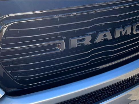 Used 2022 RAM 1500 Laramie AWD/4WD image 29