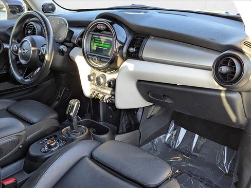 Used 2021 MINI Cooper SE w/ 6.5" Touchscreen Package image 26