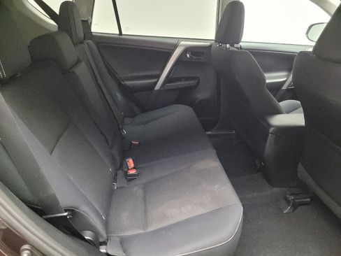 Used 2018 Toyota RAV4 XLE image 19