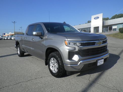 Used 2023 Chevrolet Silverado 1500 LT w/ Protection Package image 1