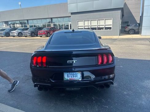 Used 2021 Ford Mustang GT RWD image 9