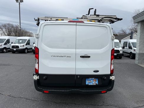 Used 2018 Ford Transit 250 148 Low Roof image 39