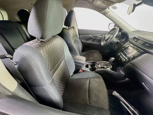 Used 2019 Nissan Rogue SV AWD/4WD image 26