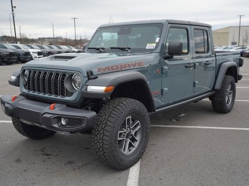 New 2026 Jeep Gladiator Mojave image 3